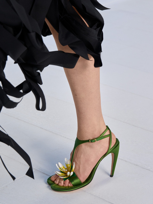 dior w rtw fw2627 details look 38 3179 3x4