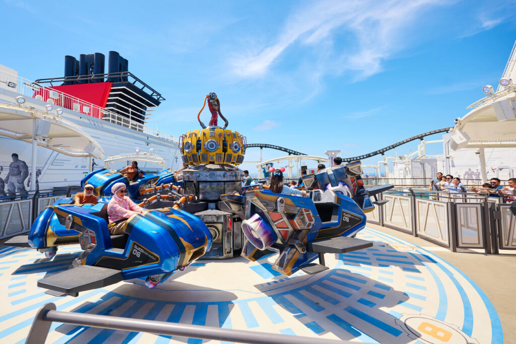 marvel landing disney adventure 7