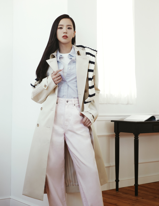 sp26 jisoo midi trench with cardigan