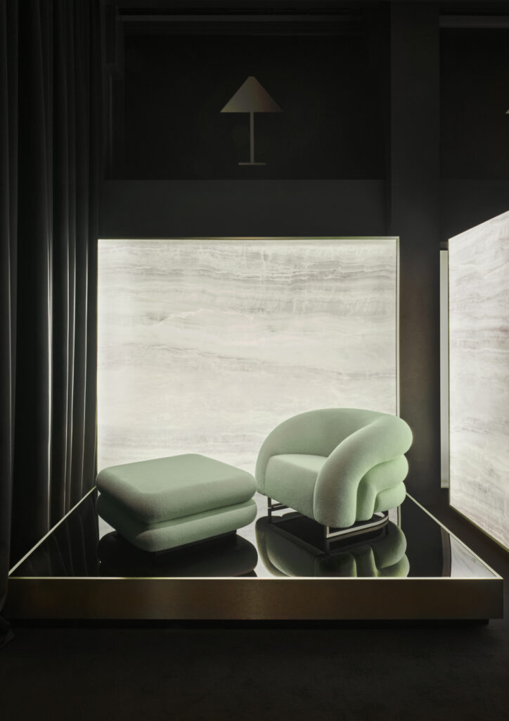 armani casa icons baloon (3)