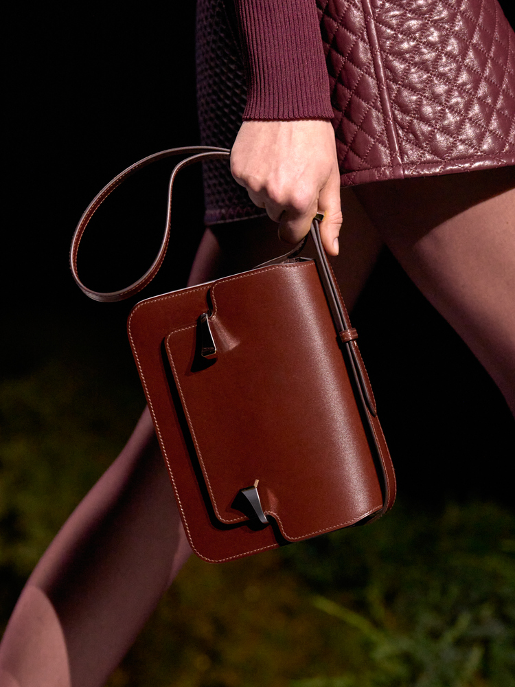 photo: s. dragone g. carraro / gorunway.com