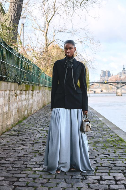 dior woman fall26 press look 040