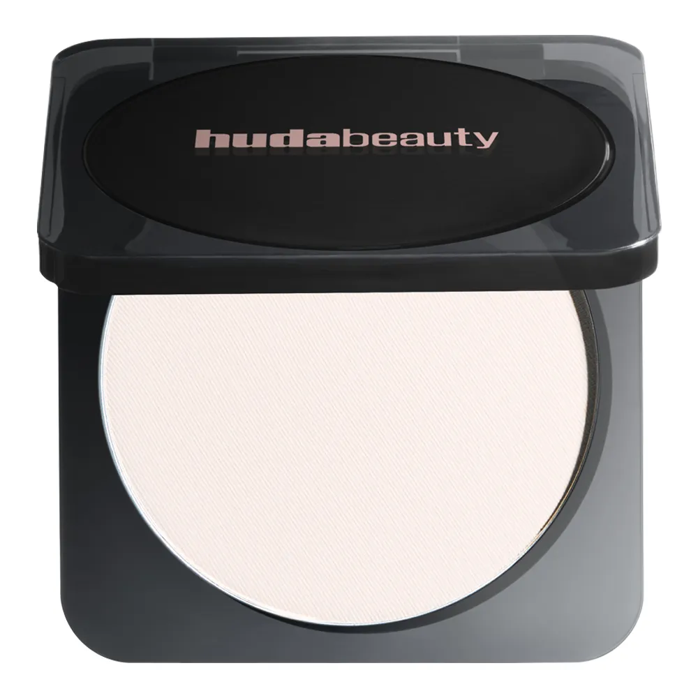 zoom 1 product 6294018408529 huda beauty easy bake pressed powder b1e4028da1d85bc16ada3f7c02b0ea679378e590 1767756419