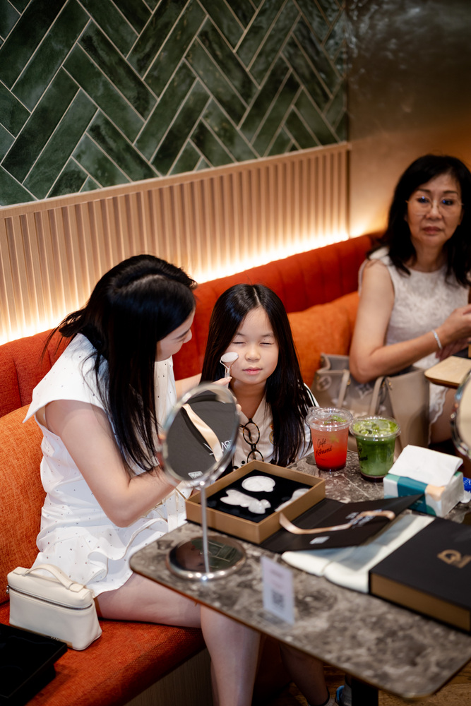 16.5.26 rado mother day event trx (260)