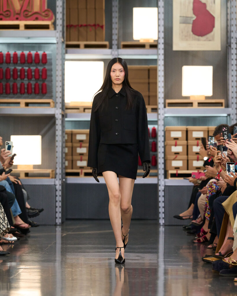 look 02