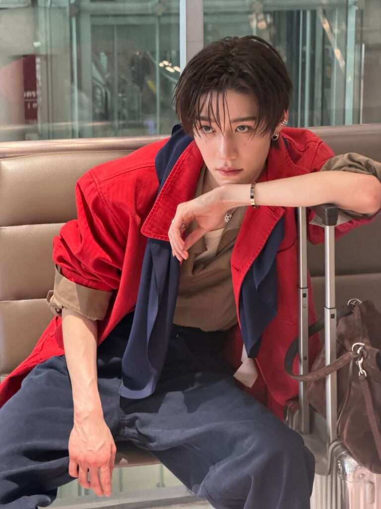 🧣 @cartier (1)