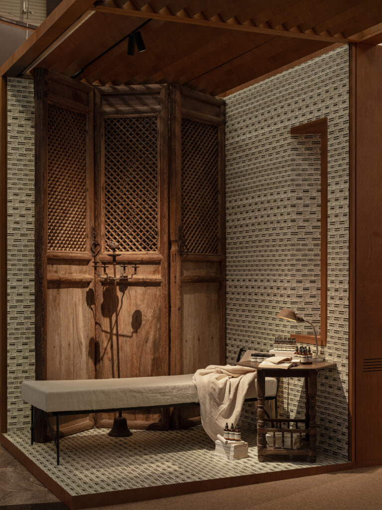 aesop mid valley southkey store image 8
