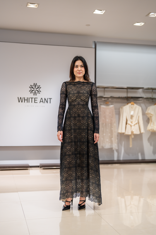 white ant 117