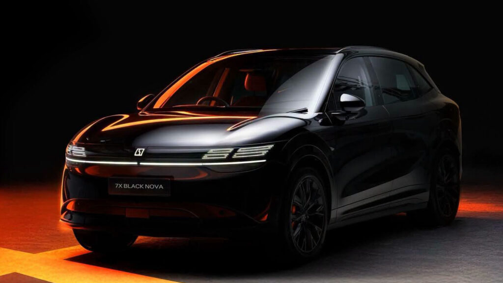 2026 zeekr 7x black nova 1