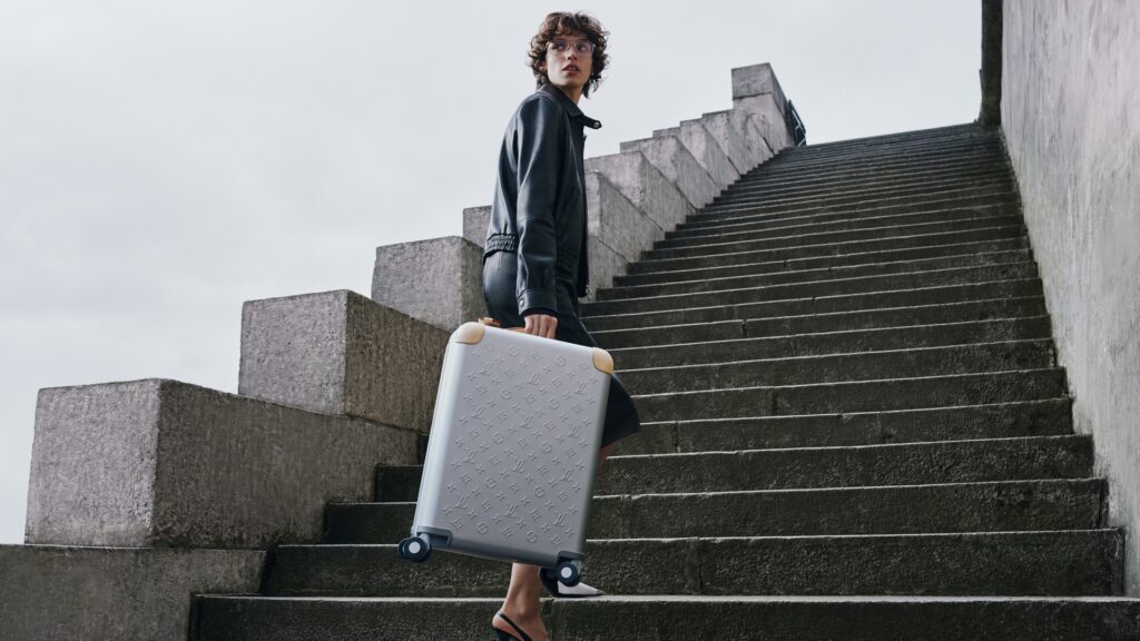 horizon aluminium suitcase