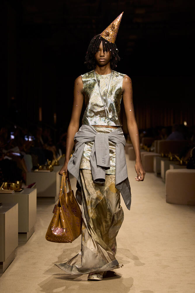 photo: daniele oberrauch / gorunway.com
