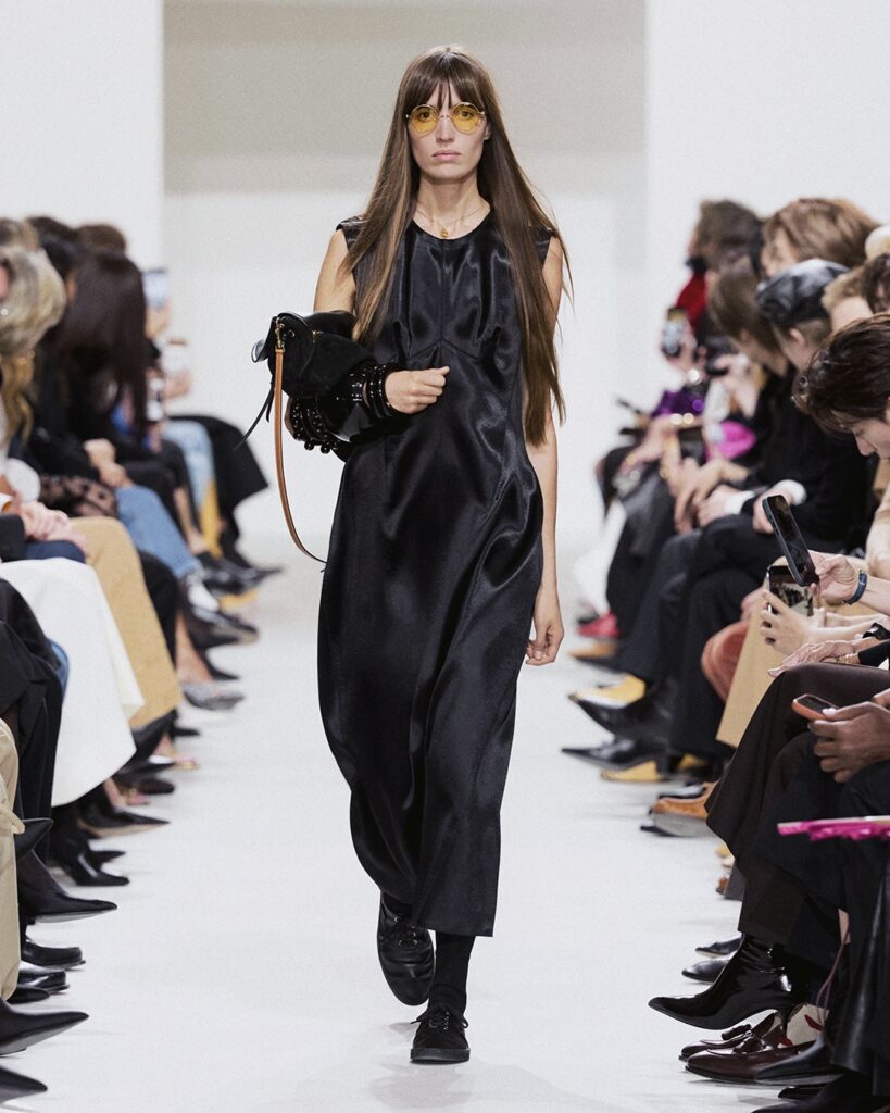 look04