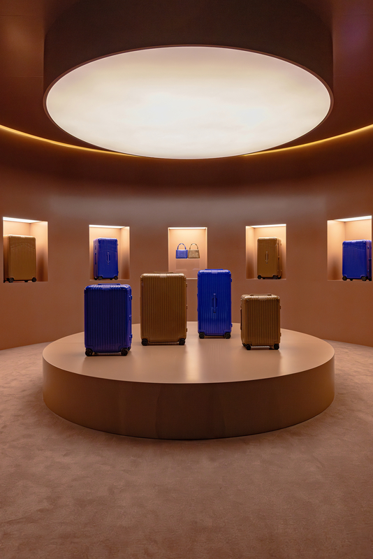 rimowa essential umber & ultramarine event kr stills venue (4)