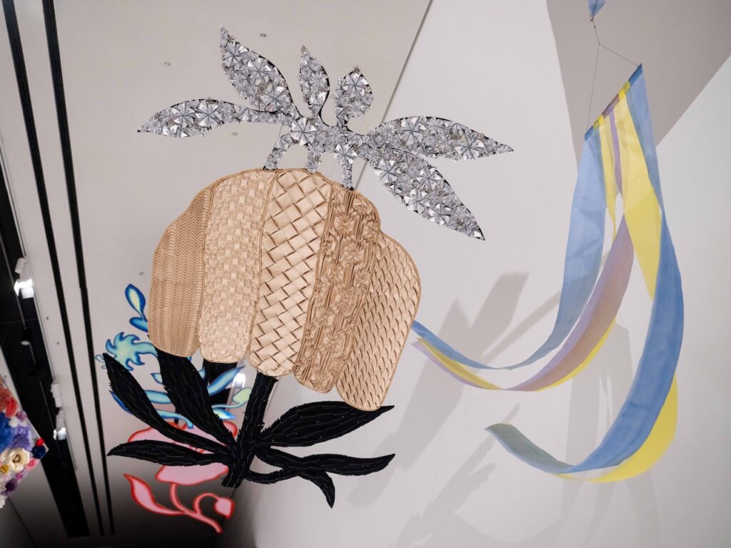 与创意之间的交流...